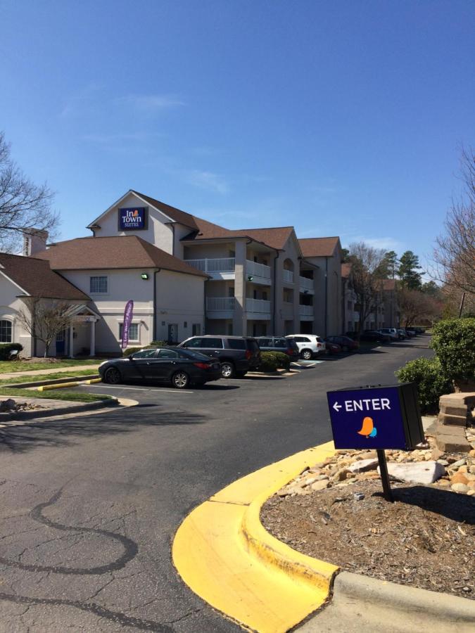 Intown Suites Extended Stay Raleigh Nc- Capital Blvd Exterior foto